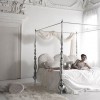 Wonderful Bedroom Designs With Classy And Luxurious Style: Breathtaking And Luxurious Bedroom Decors With An Appealing Canopy Bed Design And A Fashionable White Furry Rug As Well As Clean White Walls